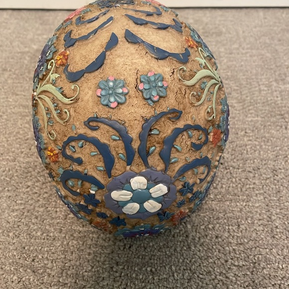 Skull calavera with flowers- 6.5” apprx height - Picture 4 of 6